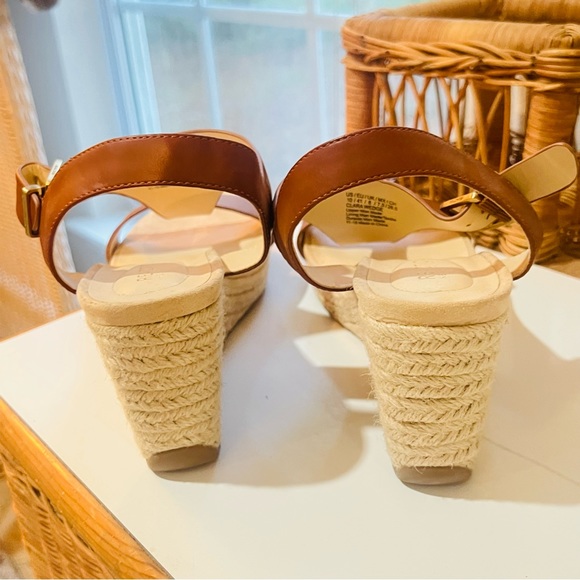 NWOT Kenneth Cole Reaction Espadrille Wedges - Size 10 - Picture 5 of 9